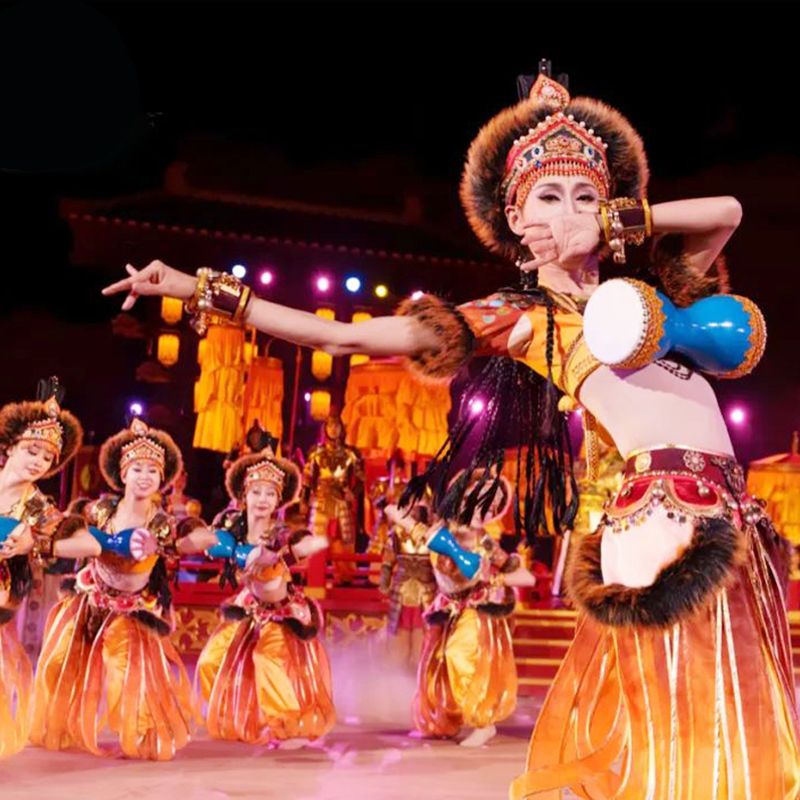 美團 全國至寧夏5天4晚全景游（含往返機票+景區(qū)門票+沙漠露營+溫泉酒店1晚）+跟團游）