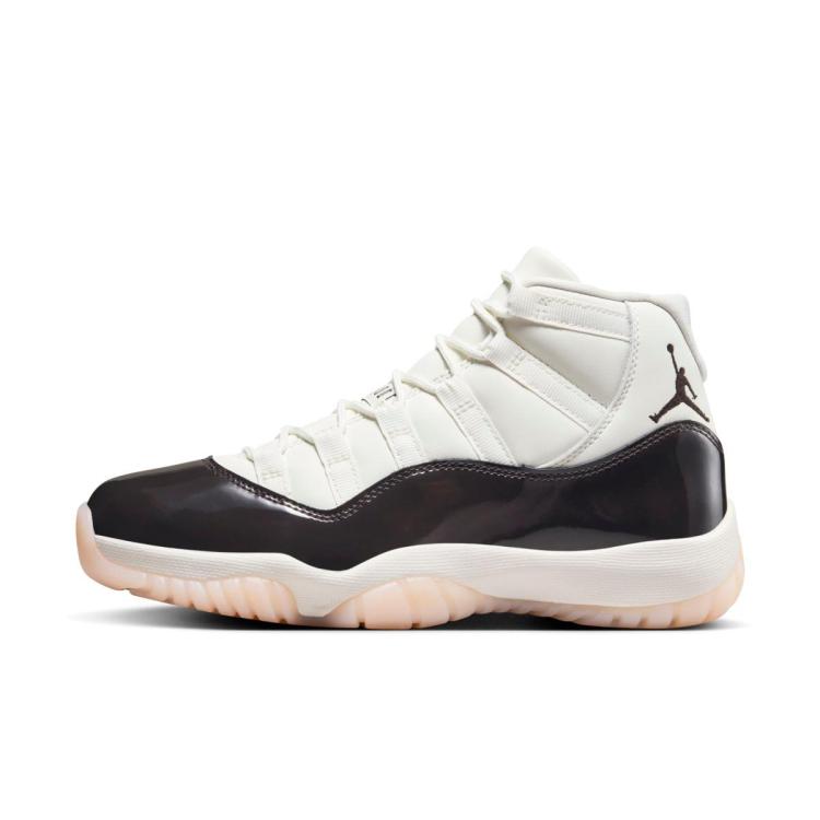 AIR JORDAN 11 RETRO 女子籃球鞋 AR0715