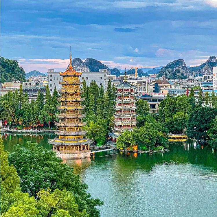 美團(tuán) 廣西桂林5日游杭州出發(fā)雙飛往返含機(jī)票含酒店含餐食含導(dǎo)游門票打卡陽朔象鼻山獨(dú)秀峰遇龍河漂流十里畫廊