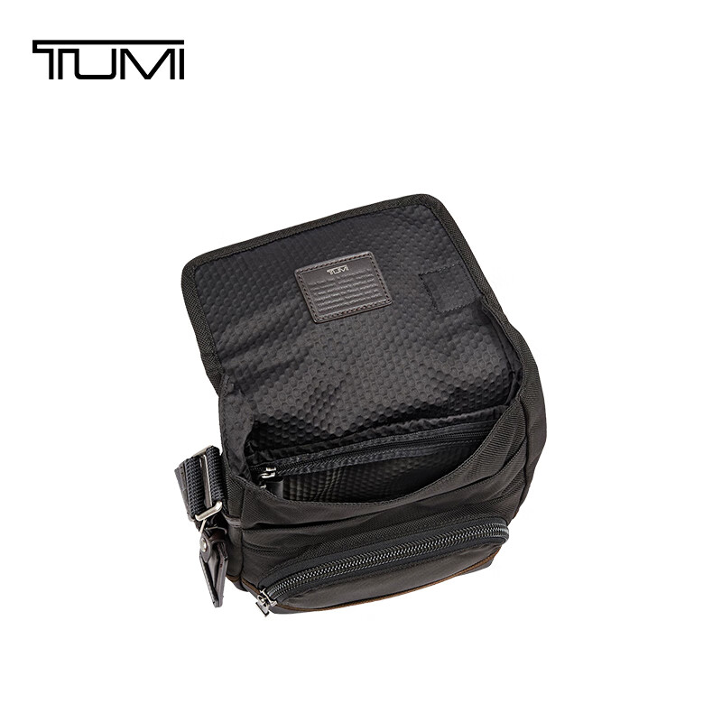 TUMI 途明 FREMONT系列男士單肩包時尚休閑彈道尼龍斜挎包胡桃木色