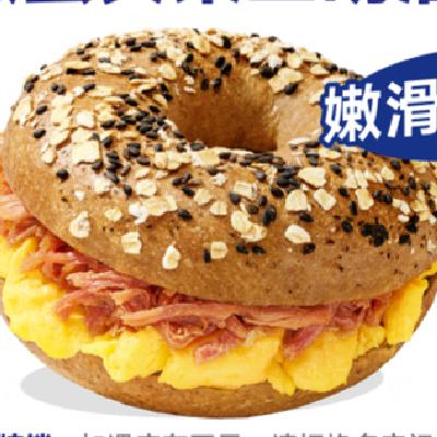 再降價：瑞幸 豬肉嫩蛋貝果三明治