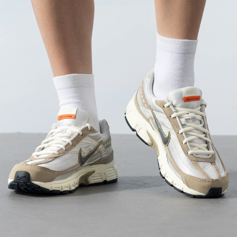 NIKE 耐克 INITIATOR男子耐磨運(yùn)動(dòng)鞋復(fù)古緩震跑步鞋HJ7683-072