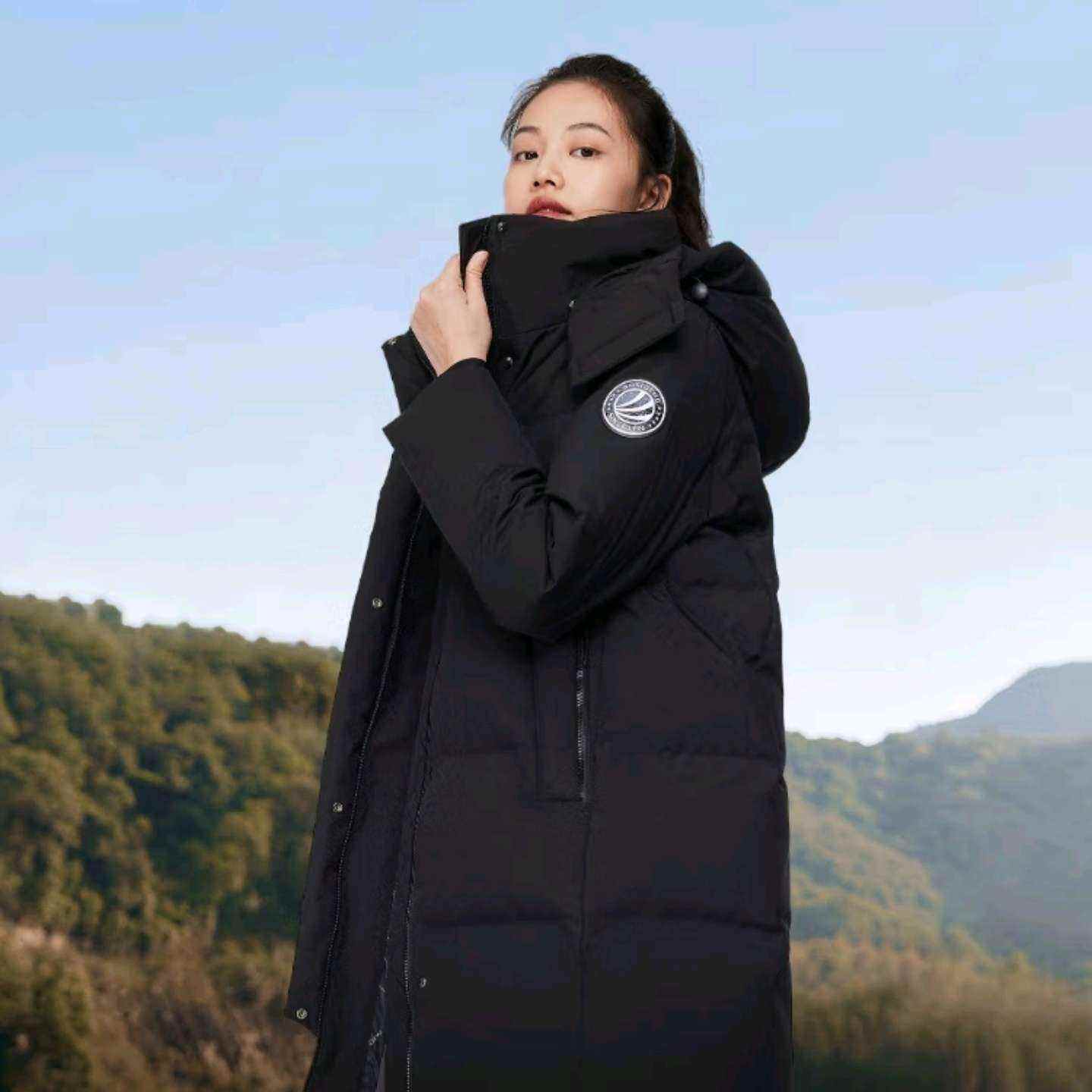 百億補貼、plus會員:波司登 羽絨服女可脫卸連帽保暖顯瘦厚冬寬松外套