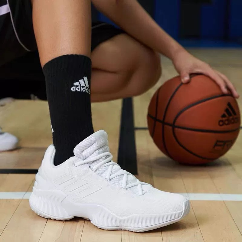 adidas 阿迪達斯 Pro Bounce 2018 Low 男子籃球鞋 FW0903