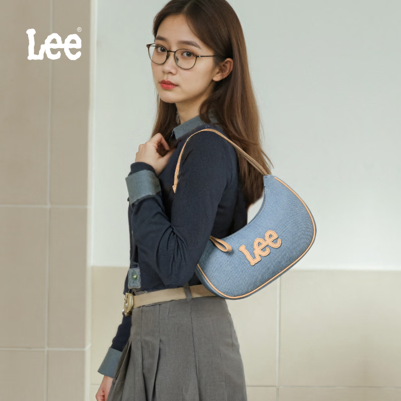 Lee 飛織丹寧腋下包斜挎新月包 淺牛仔藍