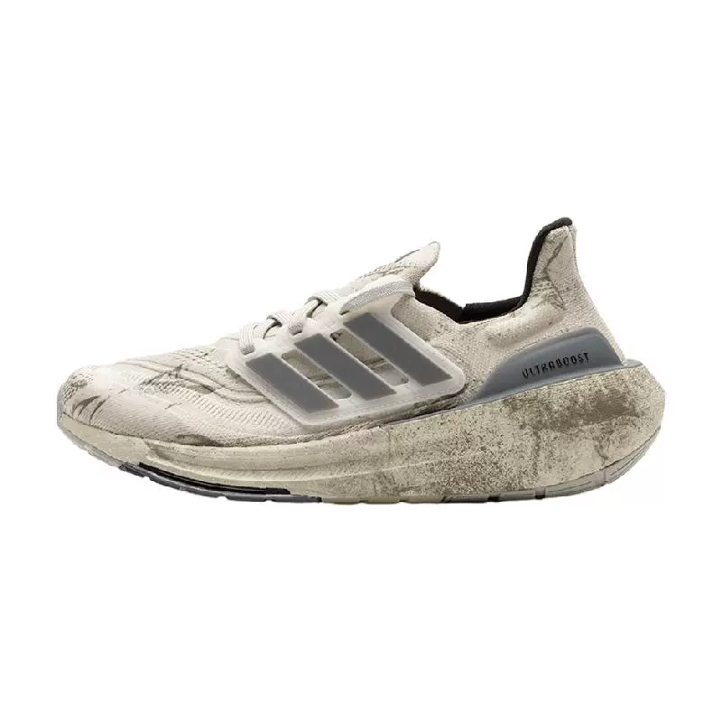 adidas 阿迪達斯 ULTRABOOST LIGHT 男女款運動跑鞋 IE5978