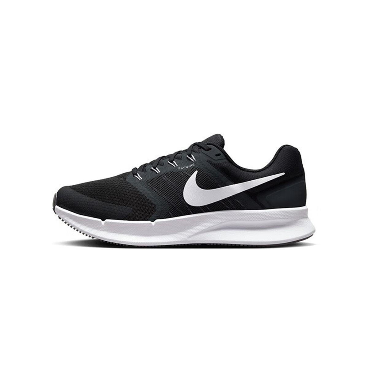 NIKE 耐克 RUN SWIFT 3 男子跑步鞋 DR2695
